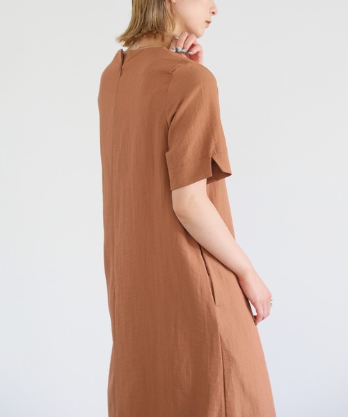 select MOCA（セレクトモカ）の「2022 SS フロントタックマキシワンピース（ワンピース・レディース・ブラック/オレンジ/ライトベージュ・FREE）」の8枚目の写真