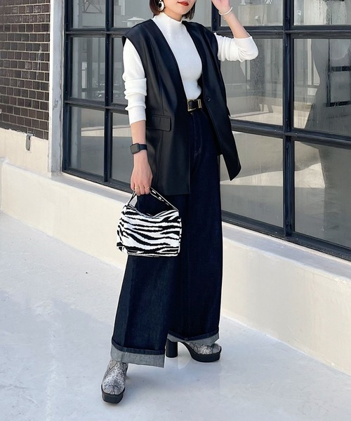 PAGEBOY（ページボーイ）の「ハイネックリブニット（ニット/セーター・レディース・ブラック/オフホワイト/ターコイズブルー/オレンジ/ブルー系その他/グリーン系その他3・FREE）」の16枚目の写真