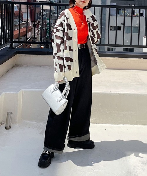 PAGEBOY（ページボーイ）の「ハイネックリブニット（ニット/セーター・レディース・ブラック/オフホワイト/ターコイズブルー/オレンジ/ブルー系その他/グリーン系その他3・FREE）」の17枚目の写真