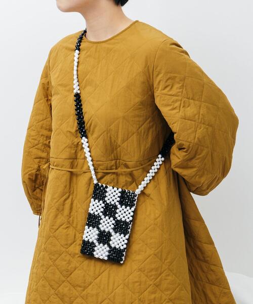 CITEN（シテン）の「＜CITEN＞ビーズ ストラップ ミニバッグ（ショルダーバッグ・レディース・ブラック/コバルトブルー・FREE）」の6枚目の写真