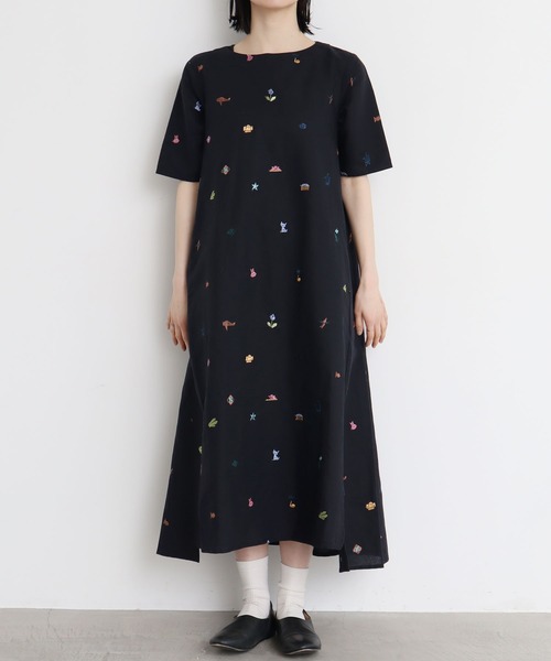 l'atelier du savon チューリップ刺繍　ワンピース l'atelier du savon（アトリエドサボン）の「チューリップ刺繍