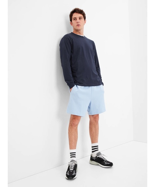 GAP(ギャップ)の「オーガニックコットン100% オーバーサイズTシャツ(Tシャツ/カットソー・メンズ・ホワイト/ブラック/ベージュ/パープル/ネイビー/ブラウン/グレー/カーキ/イエロー/グリーン/その他/ブルー系その他/ピンク系その他・S/M/L/XL/XS)」の17枚目の写真