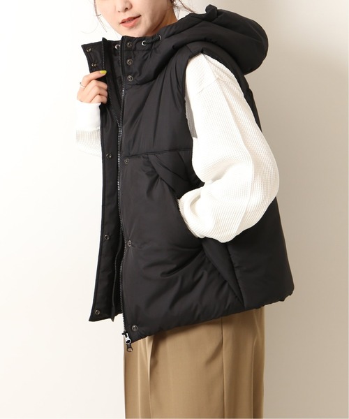 STUMBLY(スタンブリー)の「【STUMBLY/スタンブリー】 パデッドフーディベスト(ダウンベスト・レディース・ブラック/ブルー/グリーン・38)」の4枚目の写真