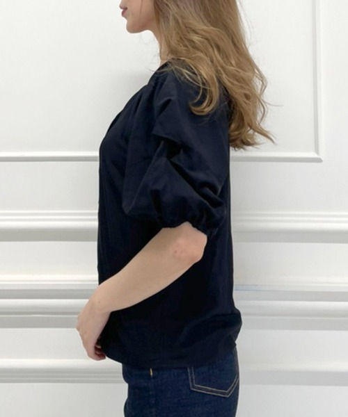 ROYAL PARTY(ロイヤルパーティー)の「パフスリーブブラウス(シャツ/ブラウス・レディース・アイボリー/ベージュ/ブラック・マルチサイズ)」の6枚目の写真