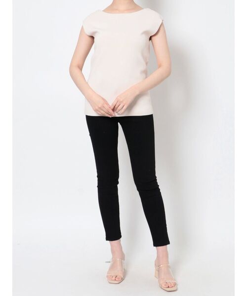 LAGUNAMOON（ラグナムーン）の「ミニマルボートネックニットプルオーバー（ニット/セーター・レディース・ブラック/アイボリー/ラベンダー・FREE）」の9枚目の写真