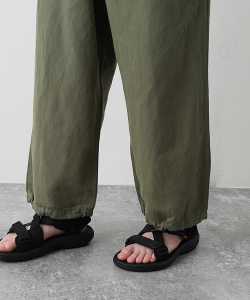 JOURNAL STANDARD（ジャーナルスタンダード）の「C/L ベイカー オーバーパンツ（その他パンツ・メンズ・チャコールグレー/ベージュ/カーキ/アイボリー/ブラック系その他・SMALL/MEDIUM/LARGE）」の16枚目の写真