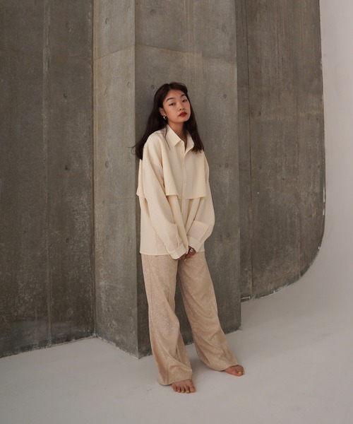 TINA：JOJUN（ティーナジョジュン）の「ダマスク柄 ワイドパンツ TINA：JOJUN（その他パンツ・レディース・ベージュ/ネイビー・S/M）」の3枚目の写真