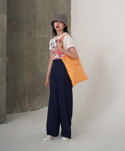 TINA：JOJUN（ティーナジョジュン）の「ダマスク柄 ワイドパンツ TINA：JOJUN（その他パンツ・レディース・ベージュ/ネイビー・S/M）」の10枚目の写真