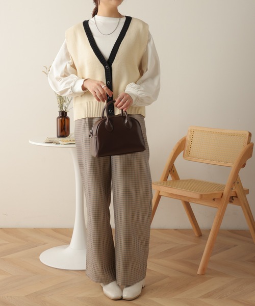 WEGO（ウィゴー）の「WEGO/フロントボタンニットベスト（ベスト・レディース・アイボリー/ブラック・FREE）」の19枚目の写真