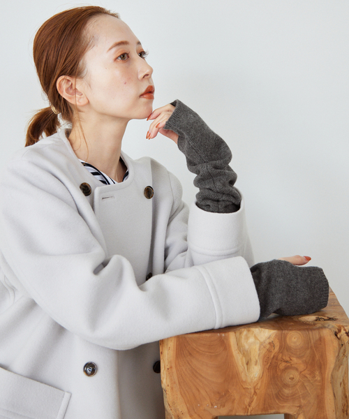 SLOBE IENA（スローブイエナ）の「SUPER GEELONGアームウォーマー（手袋・レディース・チャコールグレー/ベージュ/ピンク/グリーン・FREE）」の5枚目の写真