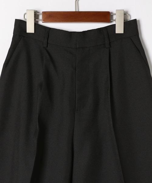 niko and...（ニコアンド）の「センタープレスショートパンツ（その他パンツ・レディース・ブラック/ライトブラウン・LARGE/MEDIUM）」の9枚目の写真