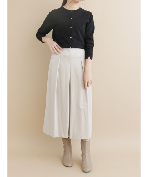 Te chichi(テチチ)の「袖口スリットクルーネックカーディガン(カーディガン/ボレロ・レディース・グリーン/ブラック/ベージュ/パープル/ブラウン・フリ-)」の6枚目の写真