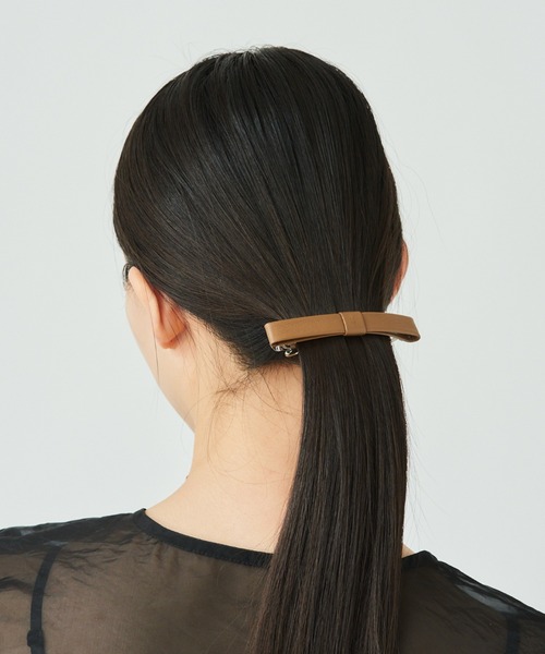 IRIS47（イリスフォーセブン）の「【IRIS 47】note barrette HB12（バレッタ/ヘアクリップ・レディース・キャメル/ブラック・FREE）」の3枚目の写真