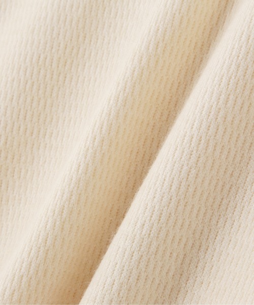 AVIREX（アヴィレックス）の「L/S HONEY COMBI PRINT PULLOVER/ ハニカムコンビプリントプルオーバー（Tシャツ/カットソー・レディース・ブラック/キナリ・F）」の6枚目の写真