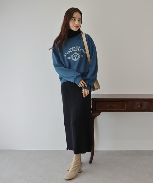 BLUEEAST（ブルーイースト）の「ロゴ刺繍＆プリント ショート丈スウェット（スウェット・レディース・ブラック/グレー/ピンク/ブルー/ライトグレー・MEDIUM）」の18枚目の写真