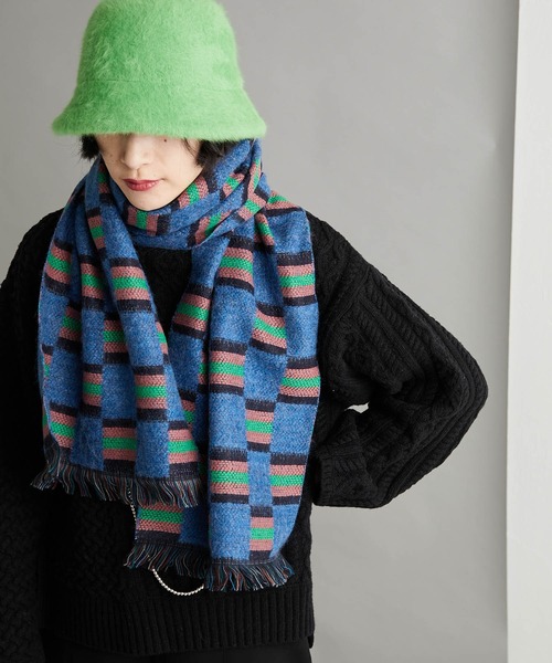 ear PAPILLONNER（イアパピヨネ）の「【P.CORNILLON（ピーコルニヨン）】ランダムボーダーストール（ストール/ショール・レディース・ブルー/オレンジ・FREE）」の5枚目の写真