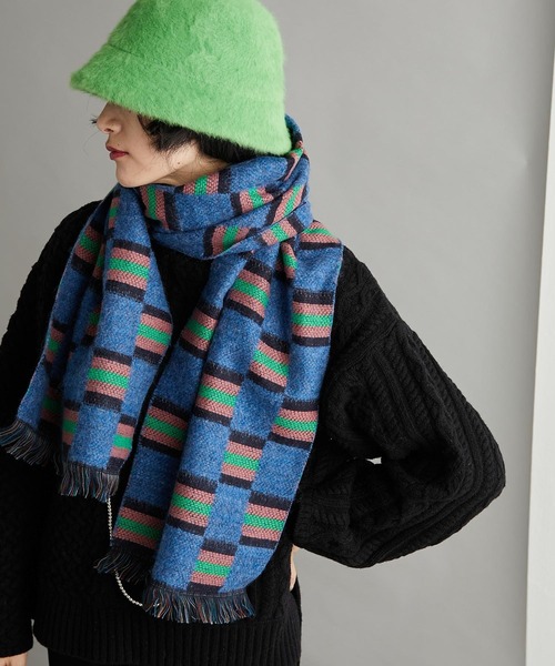 ear PAPILLONNER（イアパピヨネ）の「【P.CORNILLON（ピーコルニヨン）】ランダムボーダーストール（ストール/ショール・レディース・ブルー/オレンジ・FREE）」の13枚目の写真