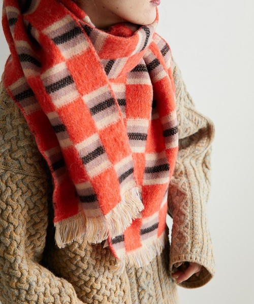 ear PAPILLONNER（イアパピヨネ）の「【P.CORNILLON（ピーコルニヨン）】ランダムボーダーストール（ストール/ショール・レディース・ブルー/オレンジ・FREE）」の6枚目の写真