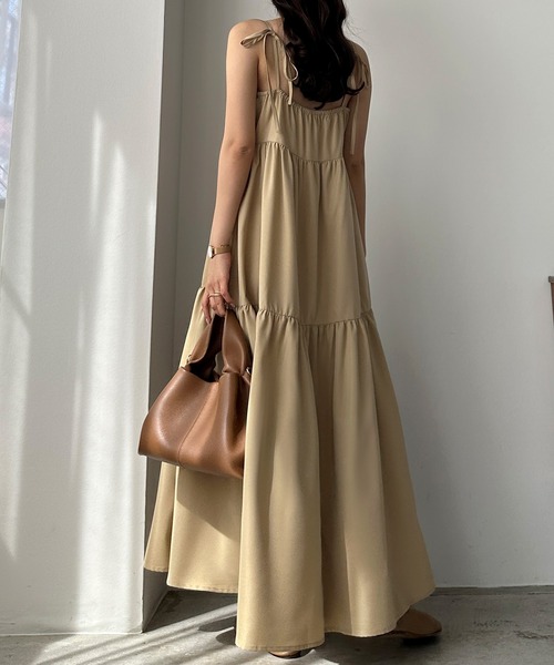 Louere（ルエレ）の「リボンティアードキャミワンピース（ワンピース・レディース・ブラック/クリーム/ライトグレー/ベージュ/チャコール・SMALL/MEDIUM/LARGE/X-LARGE）」の12枚目の写真