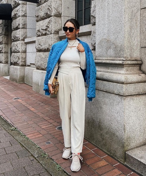 esutoreja（エストレジャ）の「オープンチェストハイネックニット（ニット/セーター・レディース・ホワイト/ブラック/ベージュ・FREE）」の11枚目の写真