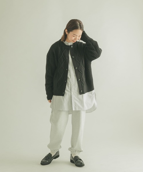 FORK&SPOON（フォークアンドスプーン）の「FORK&SPOON　アラン柄ニットカーディガン（カーディガン/ボレロ・レディース・ブラック/アイボリー/グレー・1）」の19枚目の写真