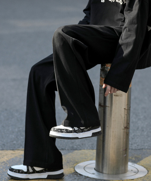 neos（ネオス）の「【neos -addictive design-】ルーズシルエット センタープレス セミフレア スラックス パンツ（スラックス・メンズ・ブラック/チャコールグレー/グリーン/ブラウン・MEDIUM/LARGE）」の9枚目の写真