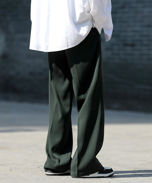 neos（ネオス）の「【neos -addictive design-】ルーズシルエット センタープレス セミフレア スラックス パンツ（スラックス・メンズ・ブラック/チャコールグレー/グリーン/ブラウン・MEDIUM/LARGE）」の22枚目の写真