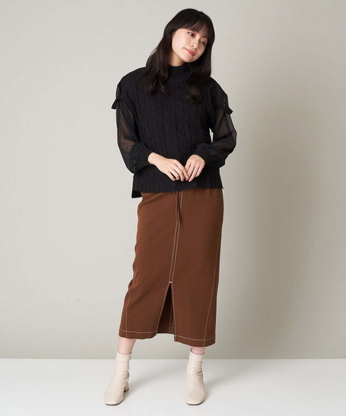 A de a.v.v（アードアー・ヴェ・ヴェ）の「袖レイヤード風ドッキングニット（ニット/セーター・レディース・ブラック/ブルー・38/36）」の14枚目の写真