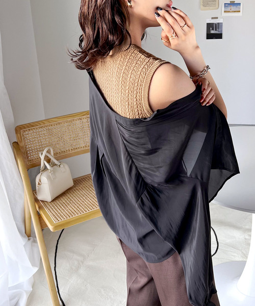 classicalelf(クラシカルエルフ)の「今季の映えアイテム。ケーブル編みニットタンク【アンサンブル可能】(タンクトップ・レディース・グリーン/イエロー/ベージュ/グレイッシュベージュ/ブラック・LARGE/MEDIUM/SMALL/X-LARGE)」の11枚目の写真