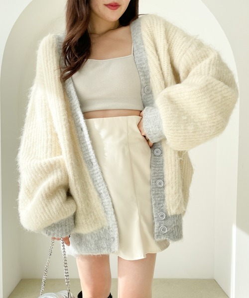 Heather（ヘザー）の「パイピングニットカーデジャケット　188387（ノーカラージャケット・レディース・ブラック/オフホワイト・FREE）」の3枚目の写真