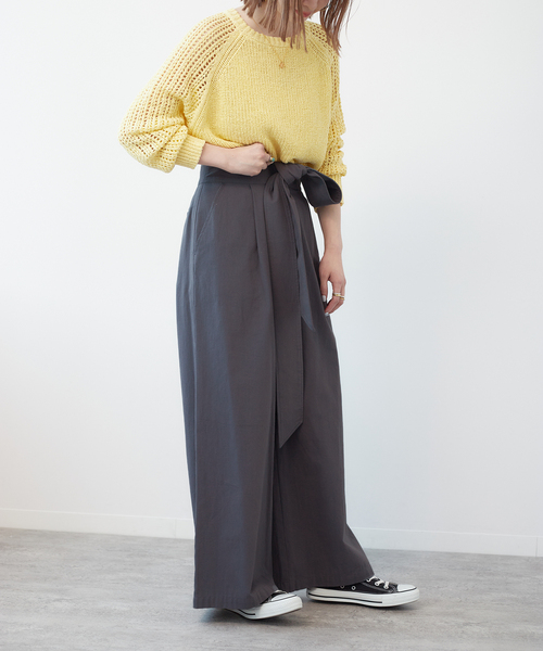 B.C STOCK(ベーセーストック)の「リボンパンツ(スラックス・レディース・ベージュ/ブラック・SMALL/MEDIUM)」の7枚目の写真