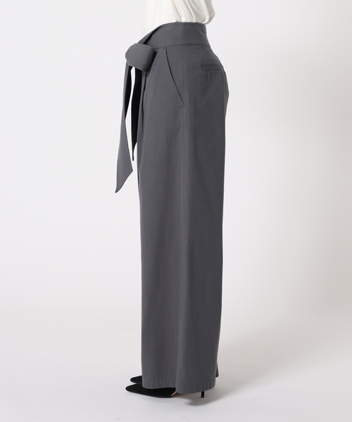 B.C STOCK(ベーセーストック)の「リボンパンツ(スラックス・レディース・ベージュ/ブラック・SMALL/MEDIUM)」の14枚目の写真