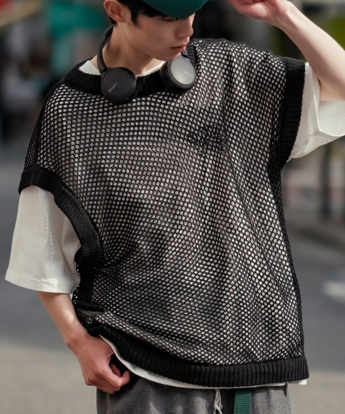 NULL（ヌル）の「【NULL】メッシュ編み ベスト（ベスト・メンズ・グリーン/ブラック/アイボリー/レンガ・FREE）」の3枚目の写真