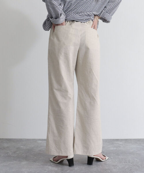 fredy emue（フレディエミュ）の「リネン混セミワイドイージーパンツ（その他パンツ・レディース・ベージュ/ネイビー/グリーン/カーキ・36/38）」の7枚目の写真