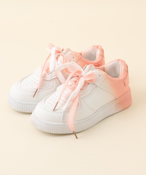 URBAN CHERRY（アーバンチェリー）の「グラデーションデザインプラットフォームスニーカー（スニーカー・キッズ・パープル/ピンク・20.0cm/17.5cm/19.0cm/21.0cm/19.5cm/20.5cm/18.5cm/18.0cm/17.0cm）」の2枚目の写真