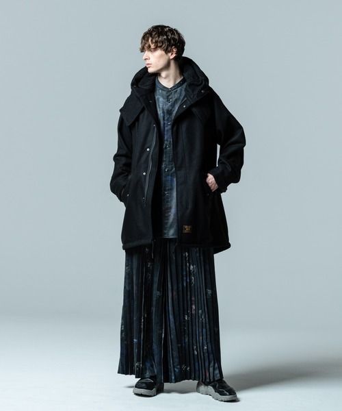 glamb（グラム）の「Evening Flower Pleats Pants / イブニングフラワープリーツパンツ（その他パンツ・メンズ・ネイビー/ブラック・S/L/M）」の4枚目の写真