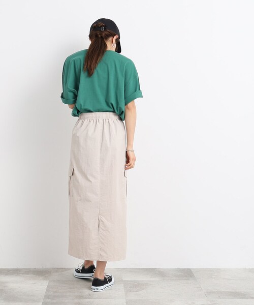 Cutie Blonde（キューティーブロンド）の「◆リラックス　ナイロンカーゴ　スカート（スカート・レディース・ブラック/ライトベージュ・01/02/03）」の11枚目の写真