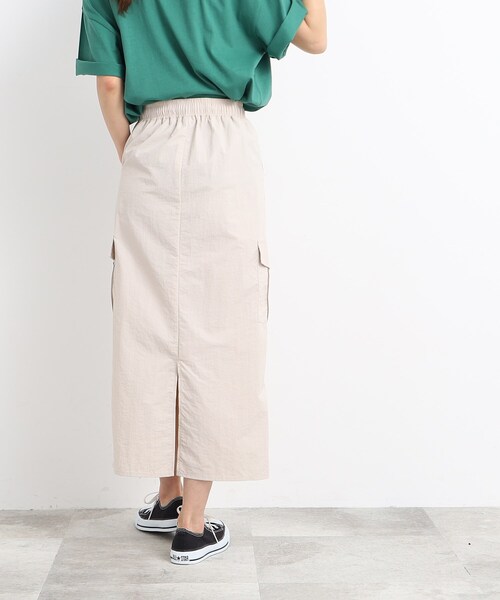 Cutie Blonde（キューティーブロンド）の「◆リラックス　ナイロンカーゴ　スカート（スカート・レディース・ブラック/ライトベージュ・01/02/03）」の14枚目の写真