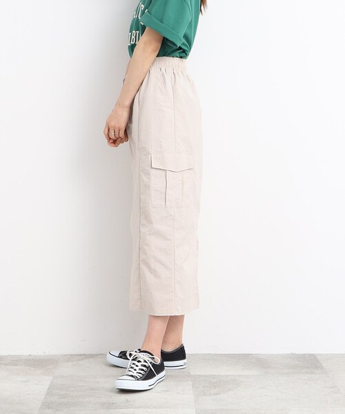 Cutie Blonde（キューティーブロンド）の「◆リラックス　ナイロンカーゴ　スカート（スカート・レディース・ブラック/ライトベージュ・01/02/03）」の22枚目の写真