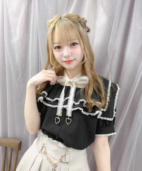 ROJITA(ロジータ)の「スクエアーカラーハートチャームブラウス(シャツ/ブラウス・レディース・ホワイト/ブラック/グレー・FREE)」の11枚目の写真