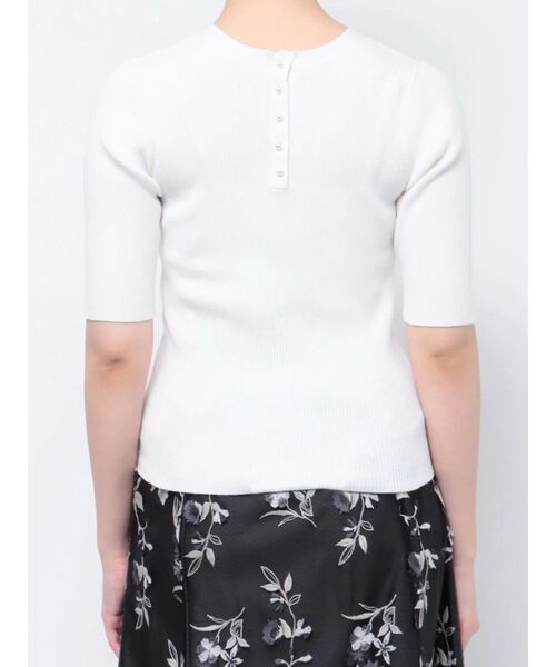 MERCURYDUO（マーキュリーデュオ）の「2WAYリボンカットアウトニット（ニット/セーター・レディース・ブラック/オフホワイト/ダークブラウン/レッド・FREE）」の22枚目の写真