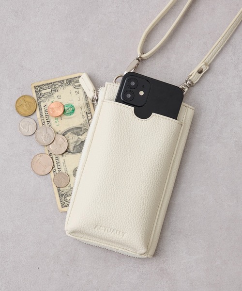 Actually(アクチュアリー)の「【リバイバル】フェイクレザー お財布スマホショルダー(ショルダーバッグ・レディース・ブラック/アイボリー/グリーン/シルバー・フリー)」の2枚目の写真