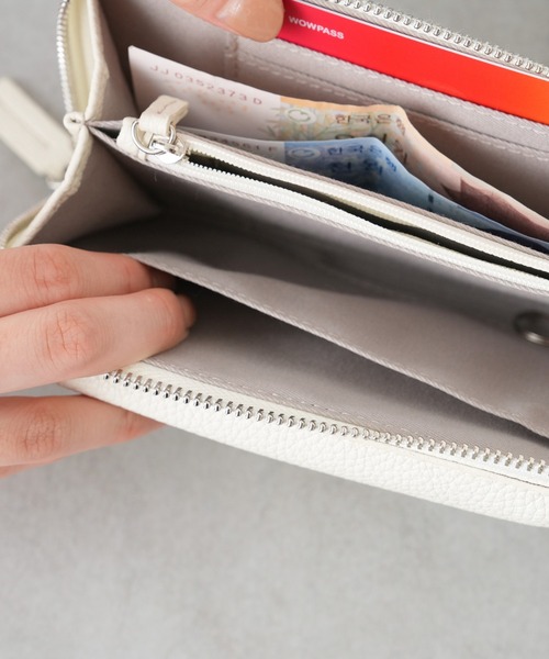 Actually(アクチュアリー)の「【リバイバル】フェイクレザー お財布スマホショルダー(ショルダーバッグ・レディース・ブラック/アイボリー/グリーン/シルバー・フリー)」の7枚目の写真