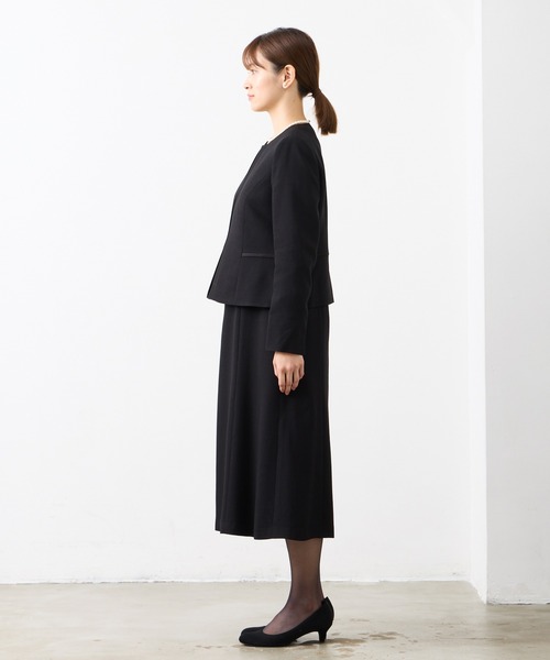 AIMER（エメ）の「【喪服・礼服】ハイクラス ノーカラージャケット・前開きワンピース  2点セット ブラックフォーマルアンサンブル（スーツセット・レディース・ブラック・9号/13号/11号/15号）」の7枚目の写真