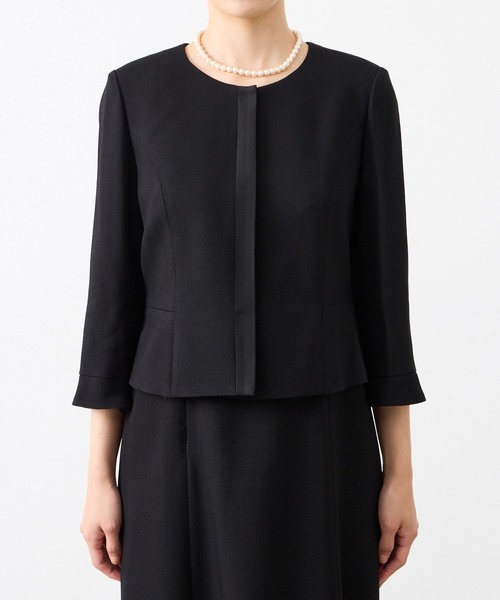 AIMER（エメ）の「【喪服・礼服】ハイクラス ノーカラージャケット・前開きワンピース  2点セット ブラックフォーマルアンサンブル（スーツセット・レディース・ブラック・9号/13号/11号/15号）」の20枚目の写真