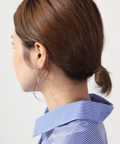 MOSSEL NEW YORK（モシェルニューヨーク）の「PEONY / DAISY 　ラインストーンデザインピアス（ピアス（両耳用）・レディース・シルバー/シルバー系・FREE）」の9枚目の写真