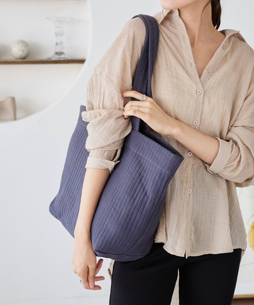 KOBE LETTUCE（コウベレタス）の「Nubesラージトートバッグ（トートバッグ・レディース・ピンク/ベージュ/ミント/アイボリー/チャコールグレー・FREE）」の3枚目の写真