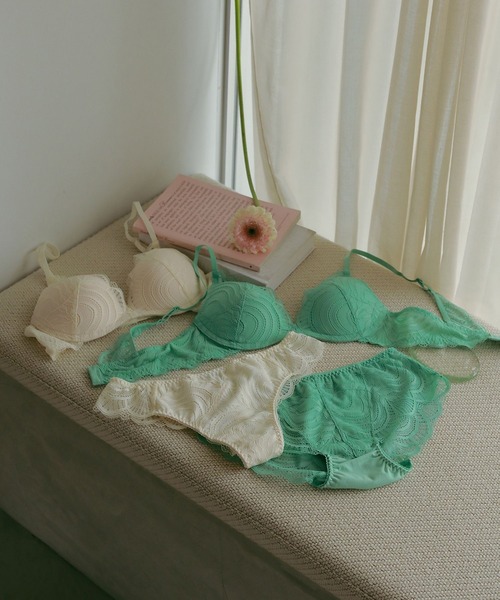 bijorie(ビジュリィ)の「【bijorie】メリハリブラ/コンフォートシリーズ 23SS(ブラジャー・レディース・グリーン/アイボリー/ブラック・MEDIUM/LARGE/MG/LG)」の5枚目の写真