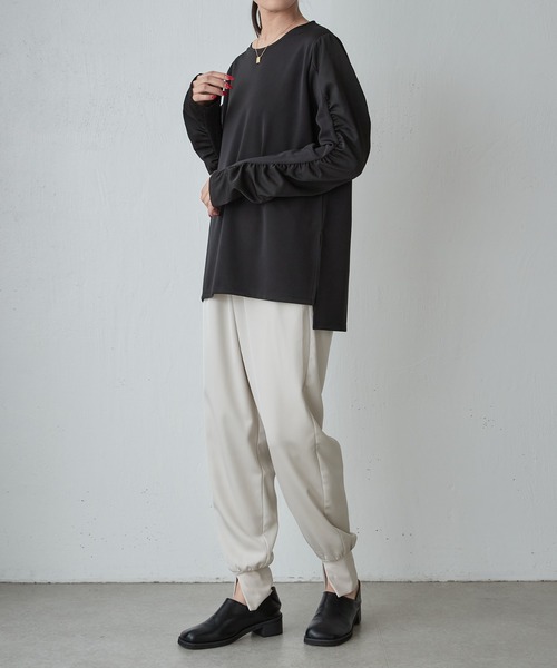 Lui's（ルイス）の「スクエアトゥレザースリッポン（ドレスシューズ・レディース・オフホワイト/ブラック・24.5/23.5）」の17枚目の写真