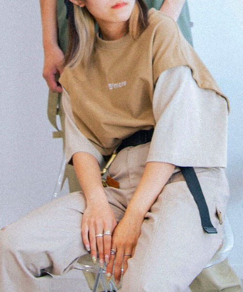 S'more(スモア)の「2WAY REMOVABLE SLEEVE COTTON CREW NECK BIG S/S T-SHIRT (SS)(Tシャツ/カットソー・レディース・ブラウン/グリーン・MEDIUM/SMALL/LARGE)」の1枚目の写真